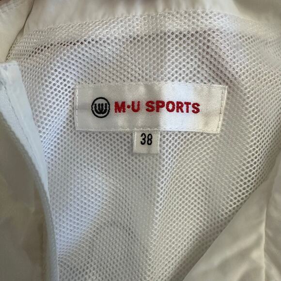 M.U SPORTS Tokyo Women’s 38‎ S White Lightweight Golf Vest Mesh Butterfly Moose - Picture 2 of 8